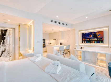 Emaar Residence Fashion Avenue (Kempinski Central), Downtown, Dubai