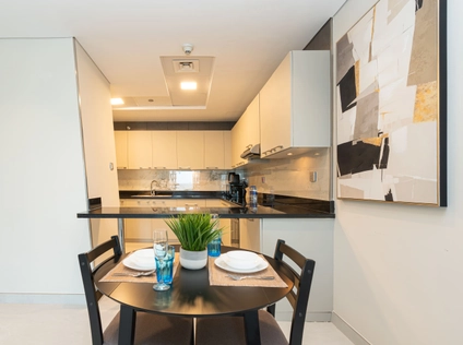 Cayan Tower, Marina, Dubai